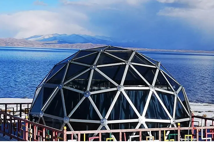 Glass Tent Buying Guide: Key Features to Look For